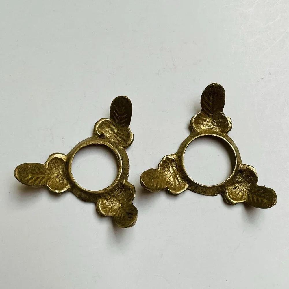 Vintage Gold Tone‎ Metal Egg Stand 3 Legs Display Decor 2 Pieces